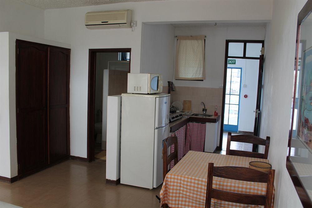 גראנדה באיה Auberge Miko מראה חיצוני תמונה